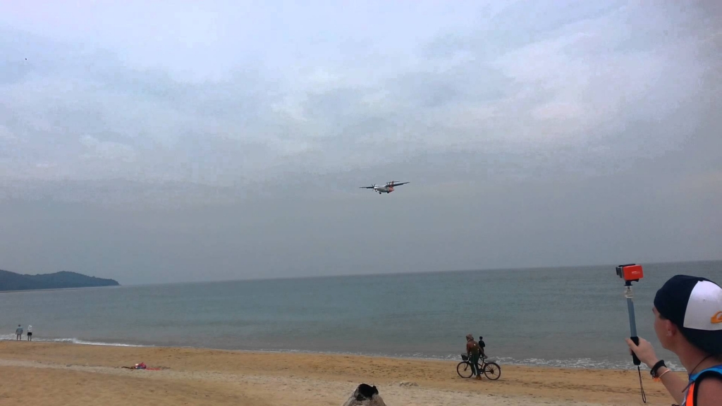Пляж Май Као (Mai Khao)