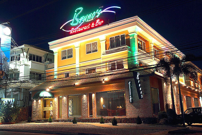 Bruno Restaurant & Bar